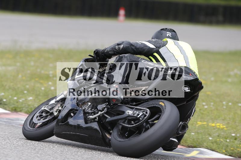 /Archiv-2025/22 06.06.2025 DISCOVER the BIKE ADR/Race 3 rot/70